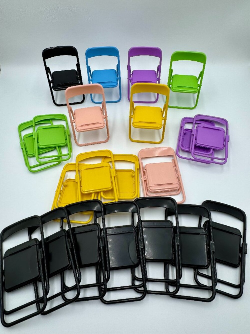 21 Pieces Folding Chair Cell Phone Stands Plastic Mixed Colors Bundle